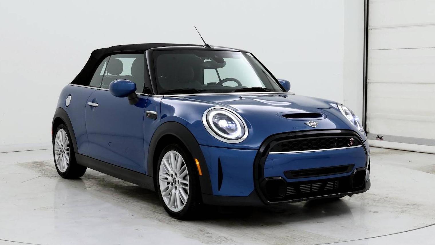 MINI COOPER CONVERTIBLE 2024 WMW43DL08R3S07689 image